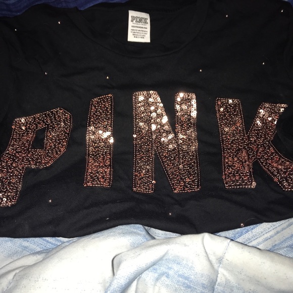NWOT Pink tee 😍 - Picture 2 of 3